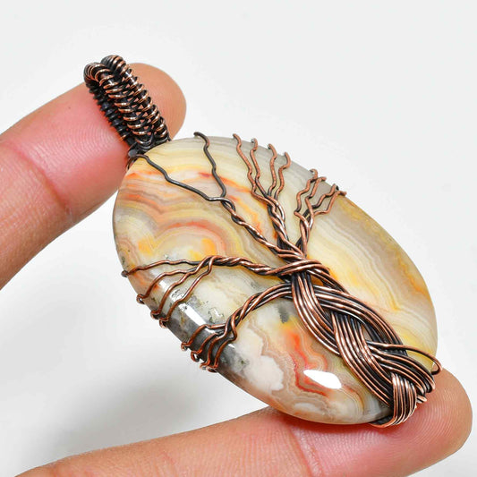 Earth’s Embrace – Agate Tree of Life Pendant