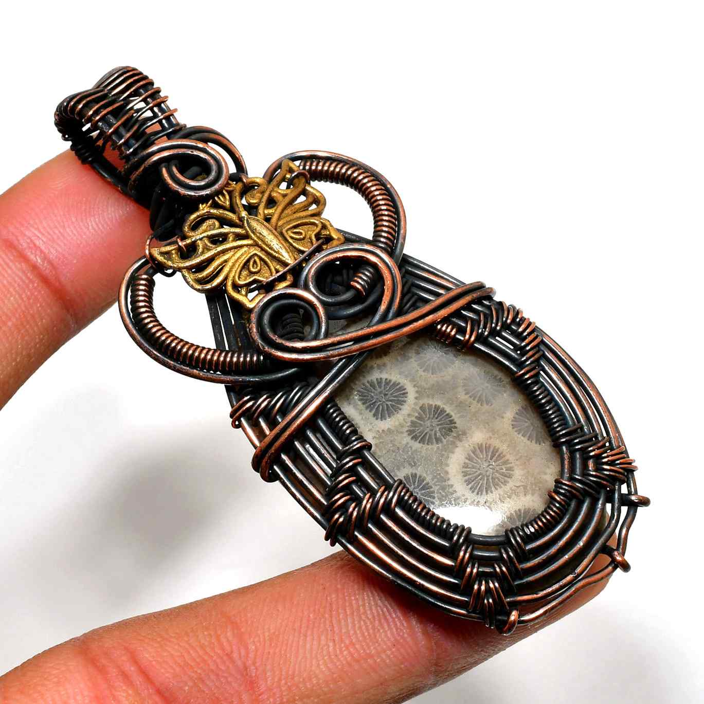 Gaia’s Embrace – Agate Copper Pendant
