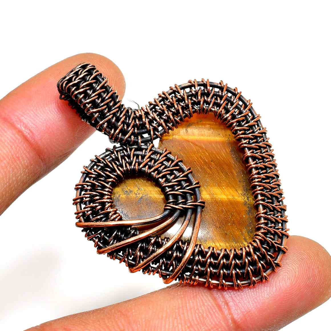 Guardian’s Gaze – Tiger’s Eye Copper Pendant