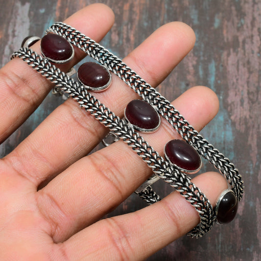 Ember’s Embrace – Garnet & Sterling Silver Bracelet