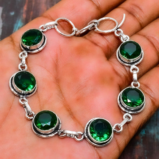 Emerald Embrace – Sterling Silver Harmony Bracelet