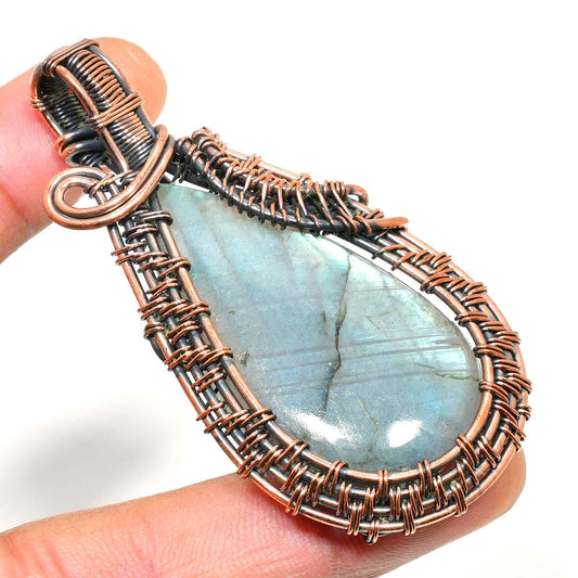 Aurora’s Guard – Labradorite Copper Pendant