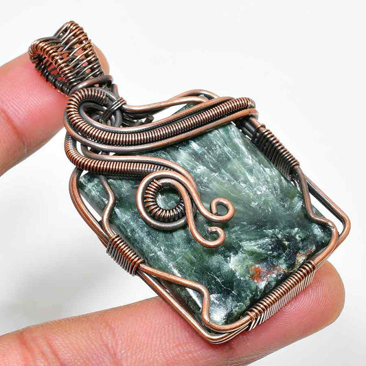 Gaia’s Whisper – Copper-Wrapped Green Jade Pendant
