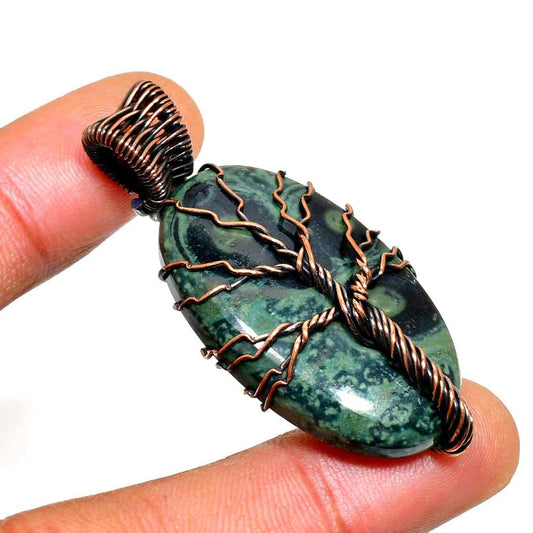 Earth’s Embrace – Green Gemstone Copper Pendant