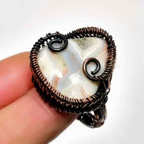 Gaia’s Whisper – Copper-Wrapped Agate Ring