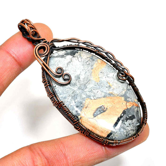 Ember’s Embrace – Rough-Cut Jasper & Oxidized Copper Pendant