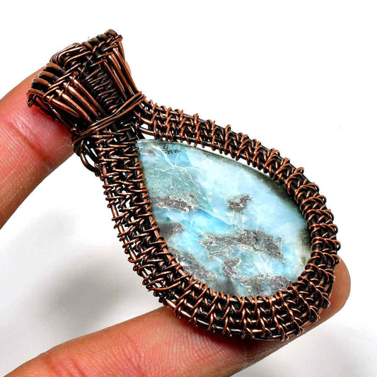 Tranquil Tide – Aquamarine Copper Pendant