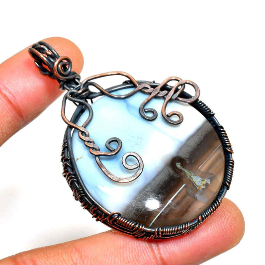 Gaia’s Ground – Copper-Wrapped Agate Pendant