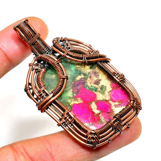 Creative Spirit – Copper-Wrapped Gemstone Pendant