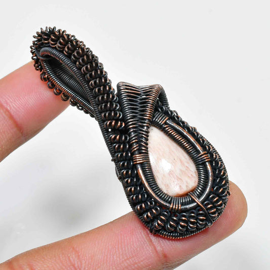 Serenity’s Embrace – Natural Stone & Copper Pendant