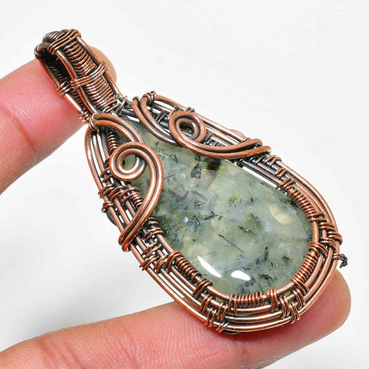 Verdant Tranquility – Green Amethyst Copper Pendant