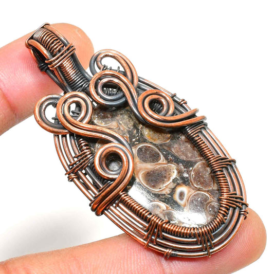 Gaia’s Grace – Agate & Oxidized Copper Pendant