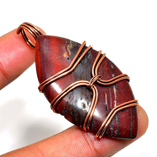 Ember’s Embrace – Red Jasper Copper Pendant