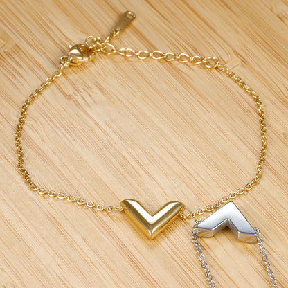 Vera Gold V-Necklace