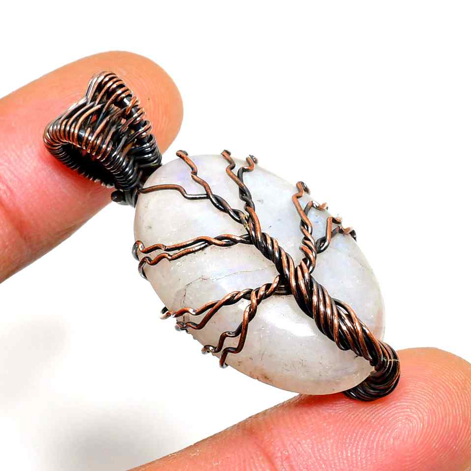 Luna’s Embrace – Moonstone Tree of Life Pendant
