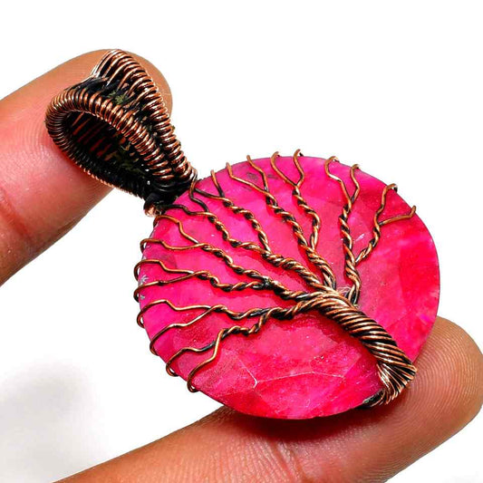 Amara’s Embrace – Rose Quartz Copper Pendant