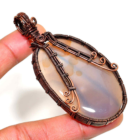 Celestial Glow – Agate & Oxidized Copper Wire Pendant