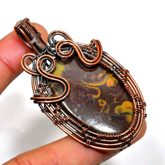 Grounded Grace – Copper & Gemstone Pendant