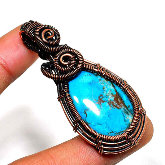Serenity’s Embrace – Turquoise Copper Pendant