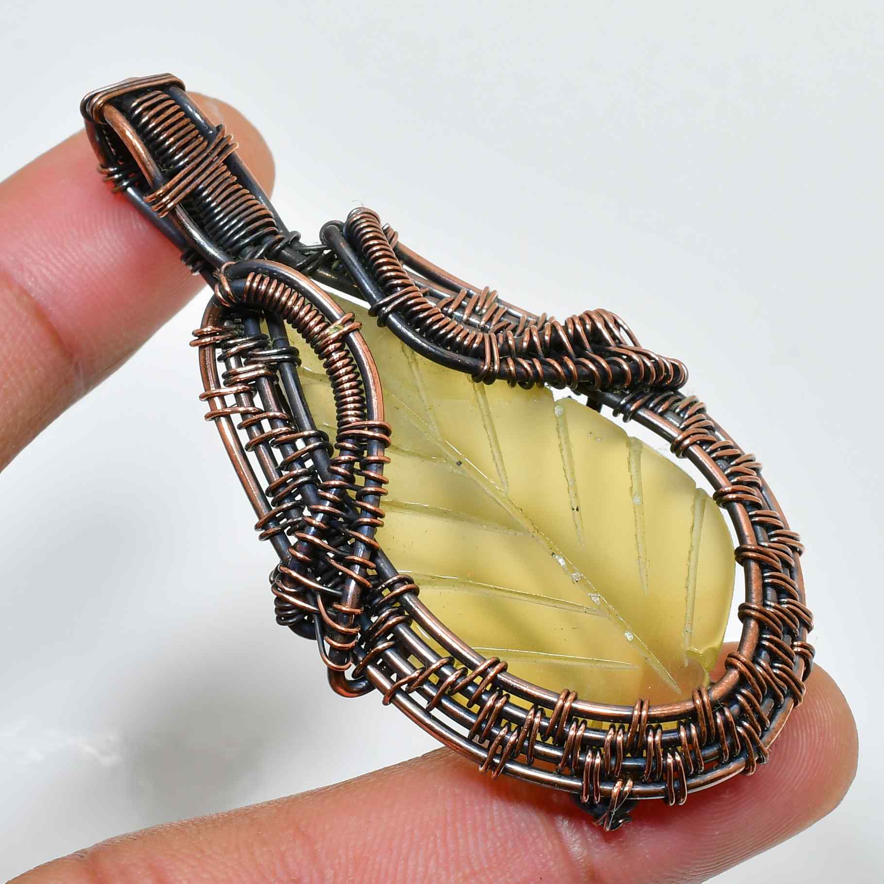 Golden Leaf Harmony – Copper-Wrapped Yellow Stone Pendant