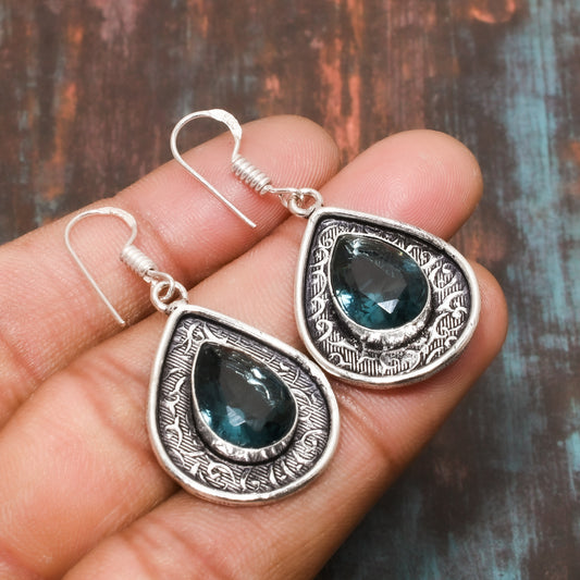 Serene Tide – Teal Gemstone Silver Filigree Earrings