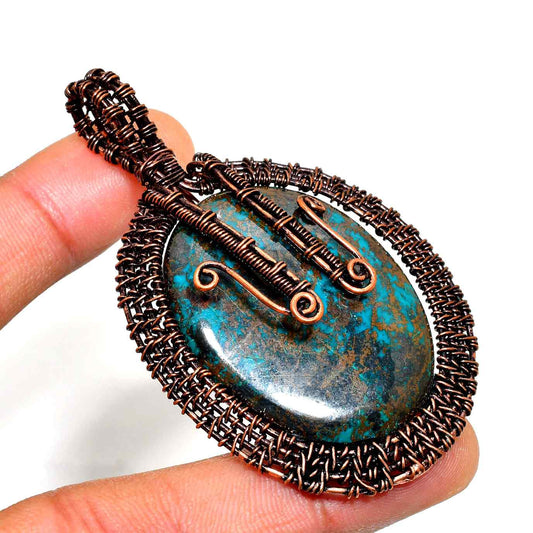 Harmony’s Embrace – Turquoise Copper Pendant