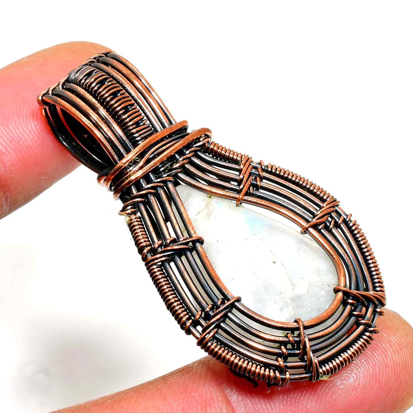 Luna’s Embrace – Copper-Wrapped Moonstone Pendant