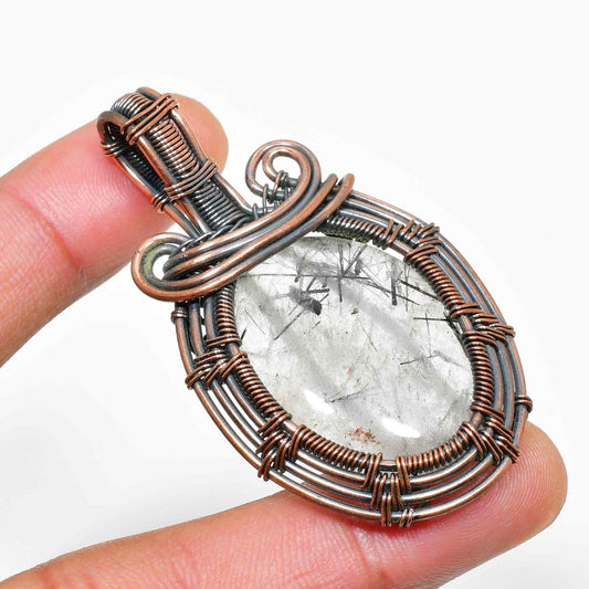 Gaia’s Clarity – Copper Quartz Pendant