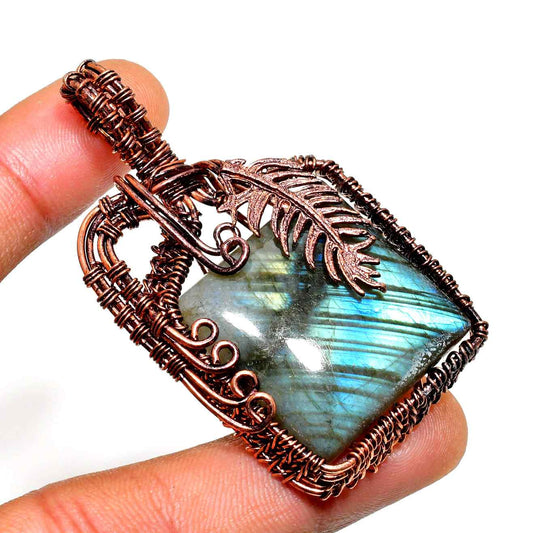 Aurora’s Shield – Labradorite Copper Pendant