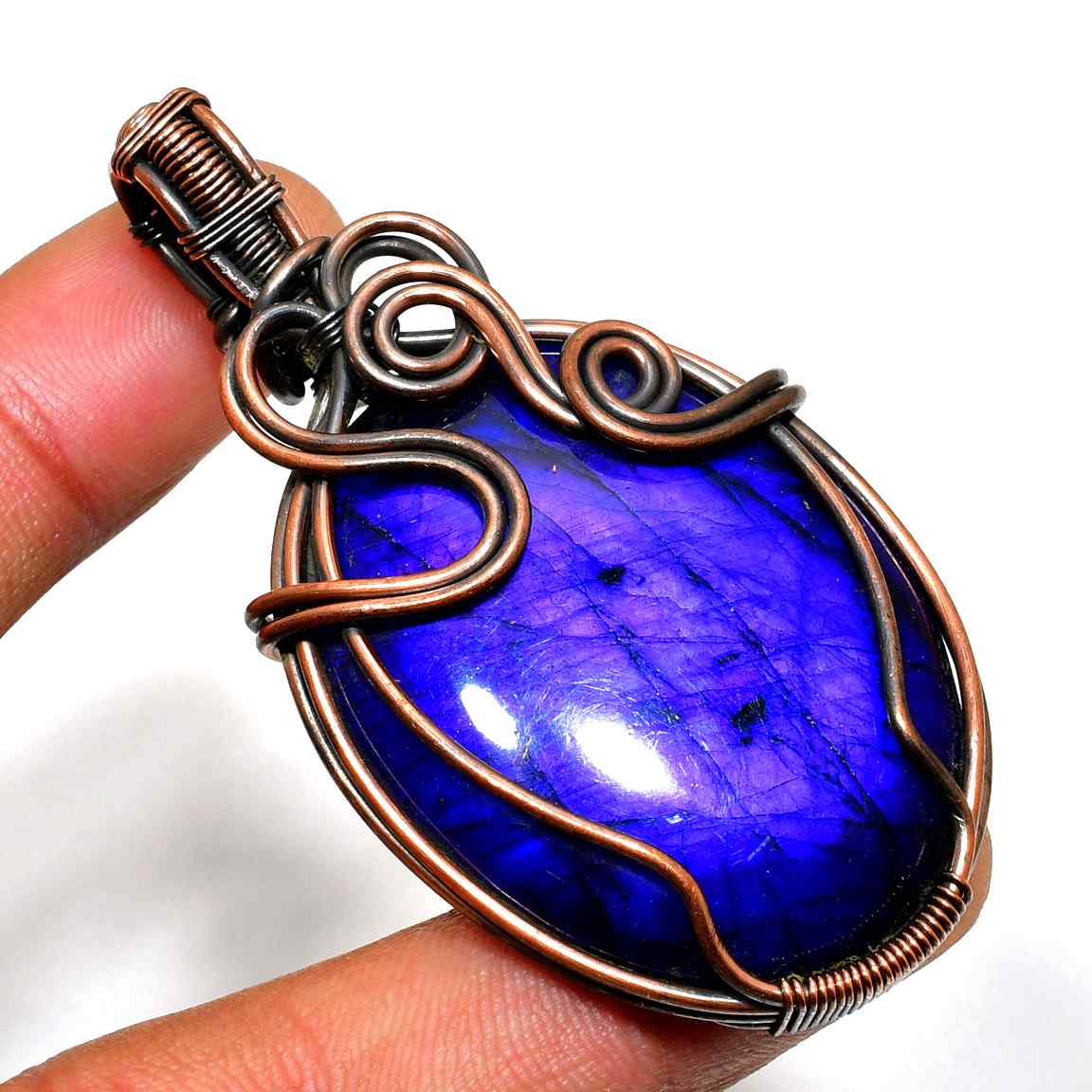 Selene’s Wisdom – Lapis Lazuli Copper Pendant