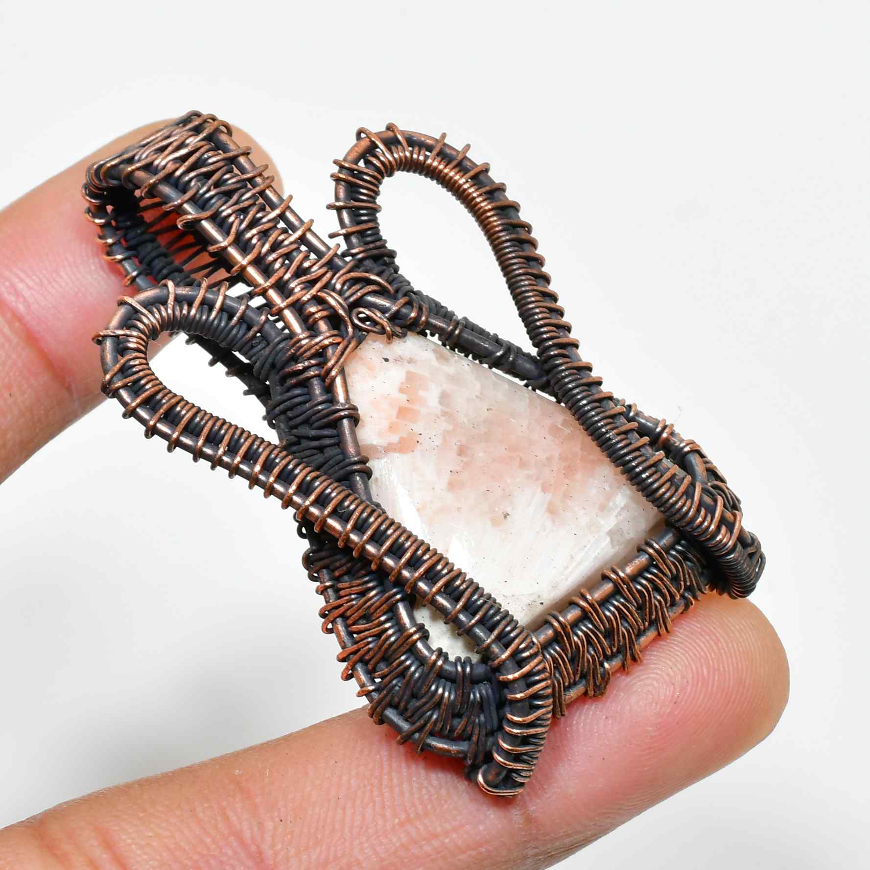 Serenity’s Embrace – Rose Quartz Copper Pendant
