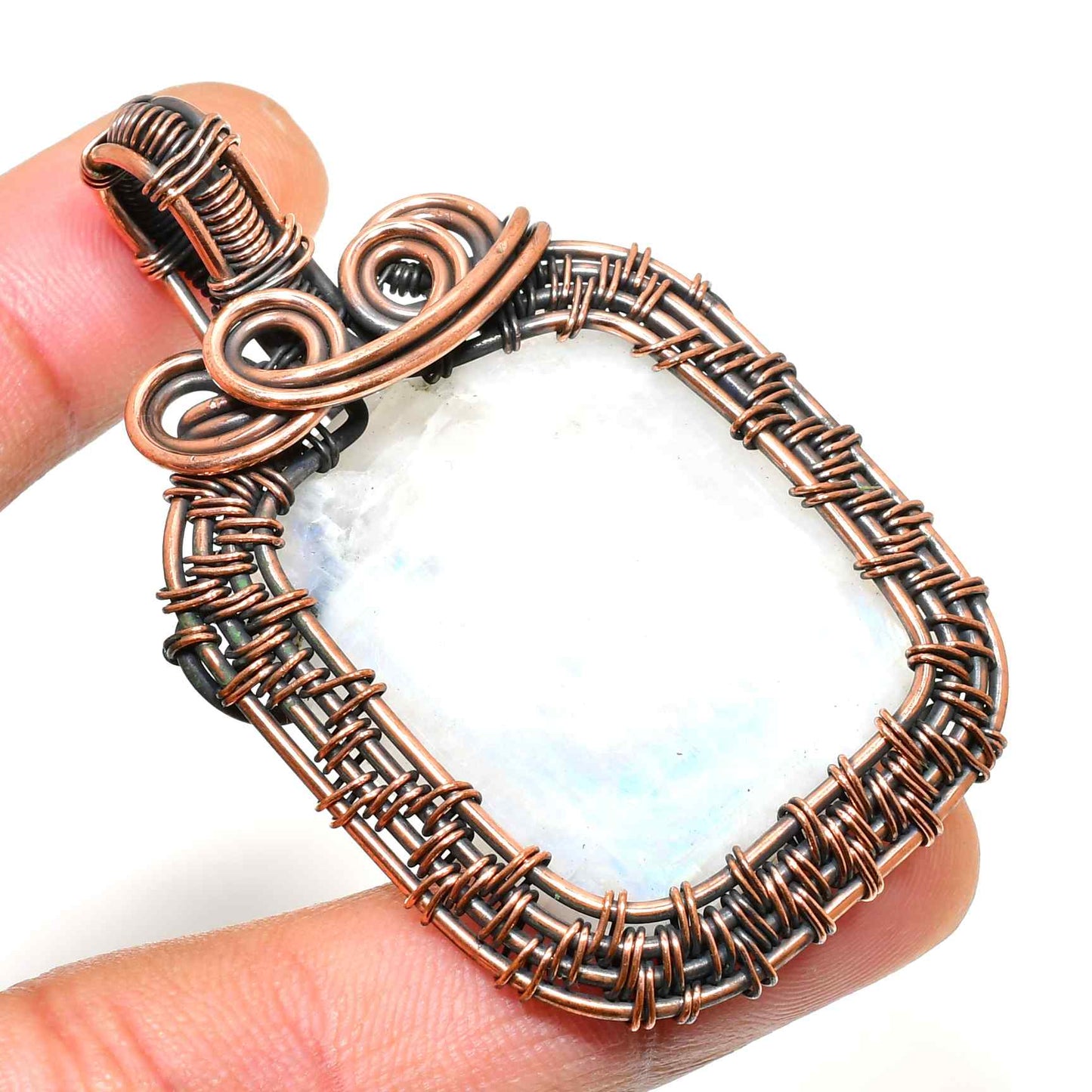 Enchanting Dreams – Moonstone & Copper Pendant