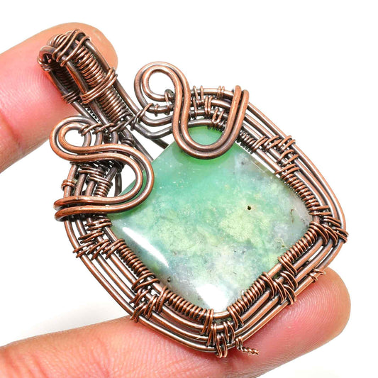 Gaia’s Heart – Copper-Wrapped Green Stone Pendant