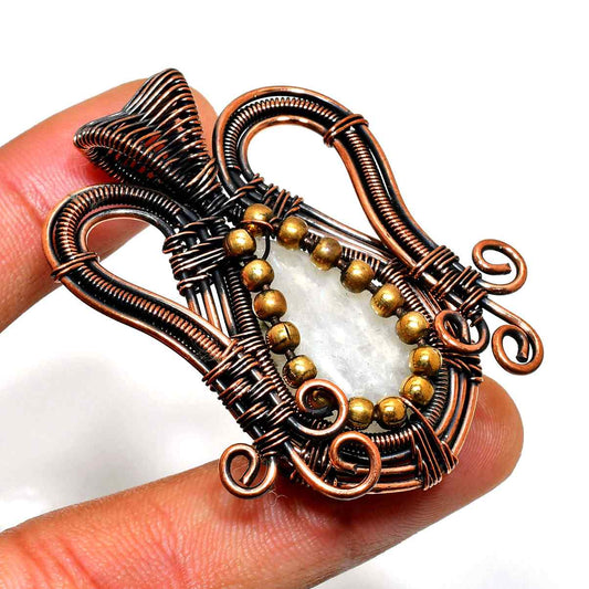 Selene’s Shield – Amethyst & Copper Pendant