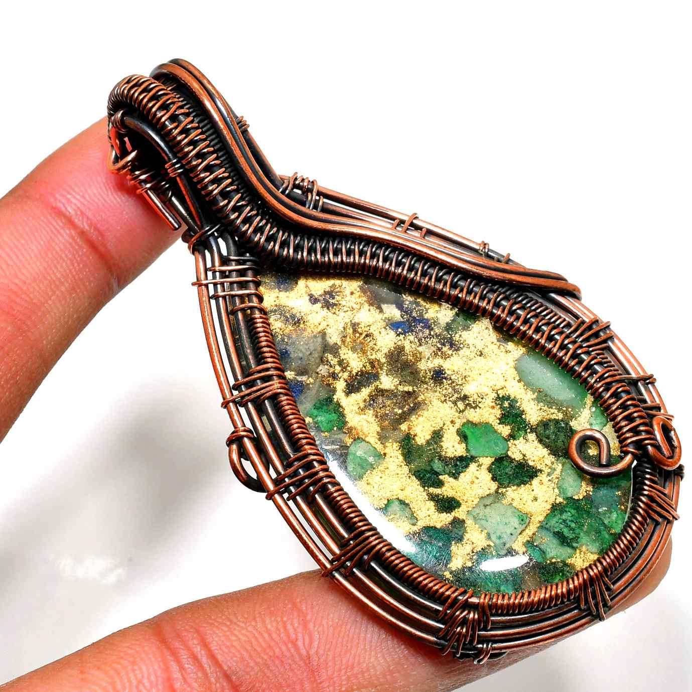 Serenity’s Embrace – Amethyst & Copper Pendant