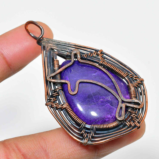 Ezra’s Veil – Handcrafted Amethyst Copper Pendant