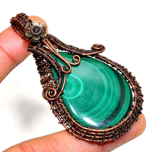 Serenity’s Embrace – Malachite Copper Pendant