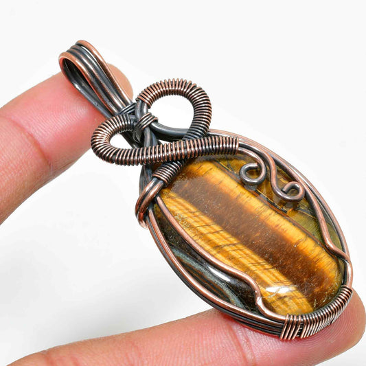 Guardian Gaze – Oxidized Copper Tiger Eye Pendant