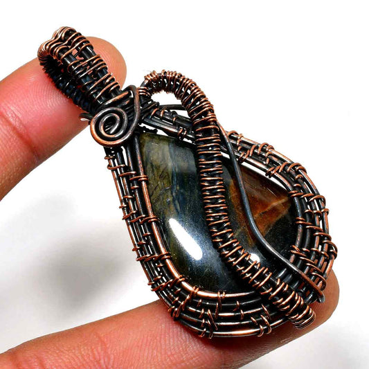 Seraphine’s Serenity – Amethyst & Oxidized Copper Pendant