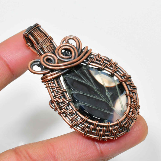 Gaia’s Shield – Black Agate Copper Pendant