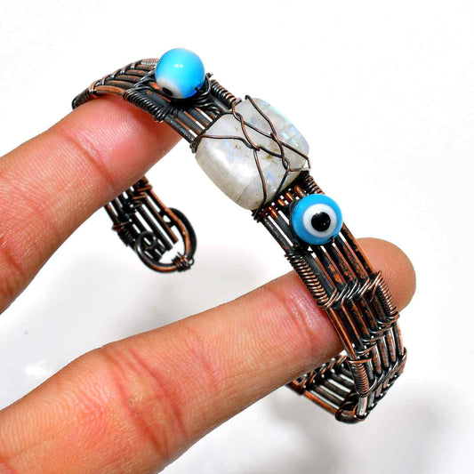 Selene’s Gaze – Opal & Copper Eye Bracelet