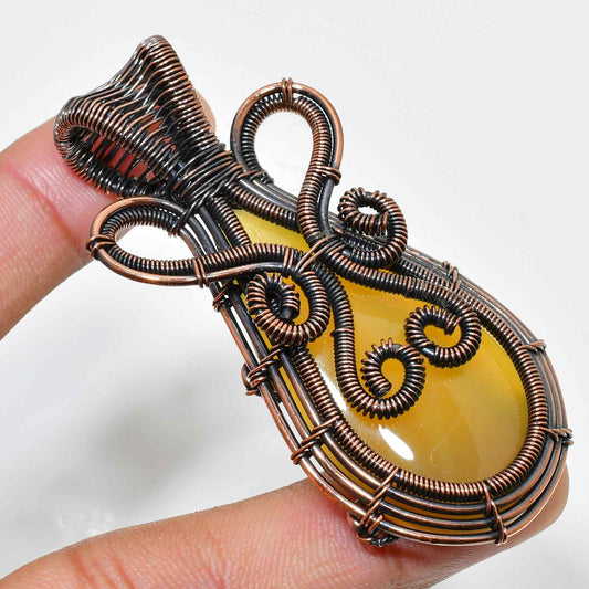 Golden Serenity – Yellow Agate Copper Pendant