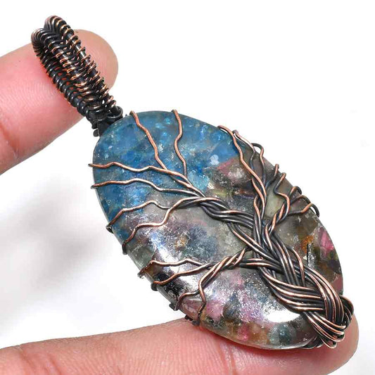 Ocean’s Whisper – Turquoise Copper Pendant