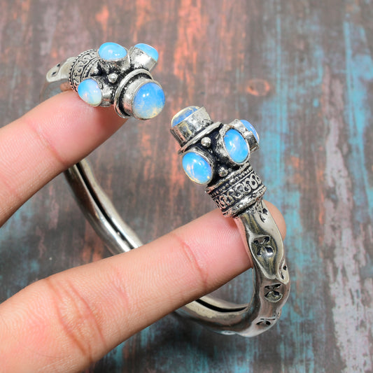 Luna’s Glow – Silver Opal Cuff