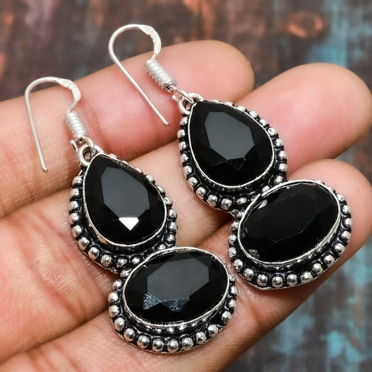 Ebon Elegance – Sterling Silver Onyx Earrings