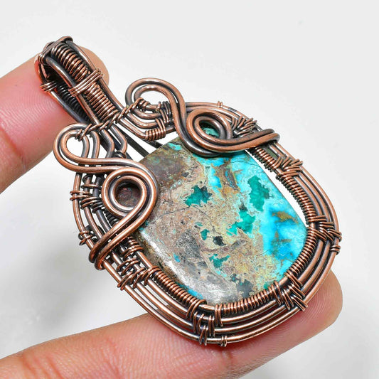 Celestial Embrace – Turquoise & Oxidized Copper Pendant