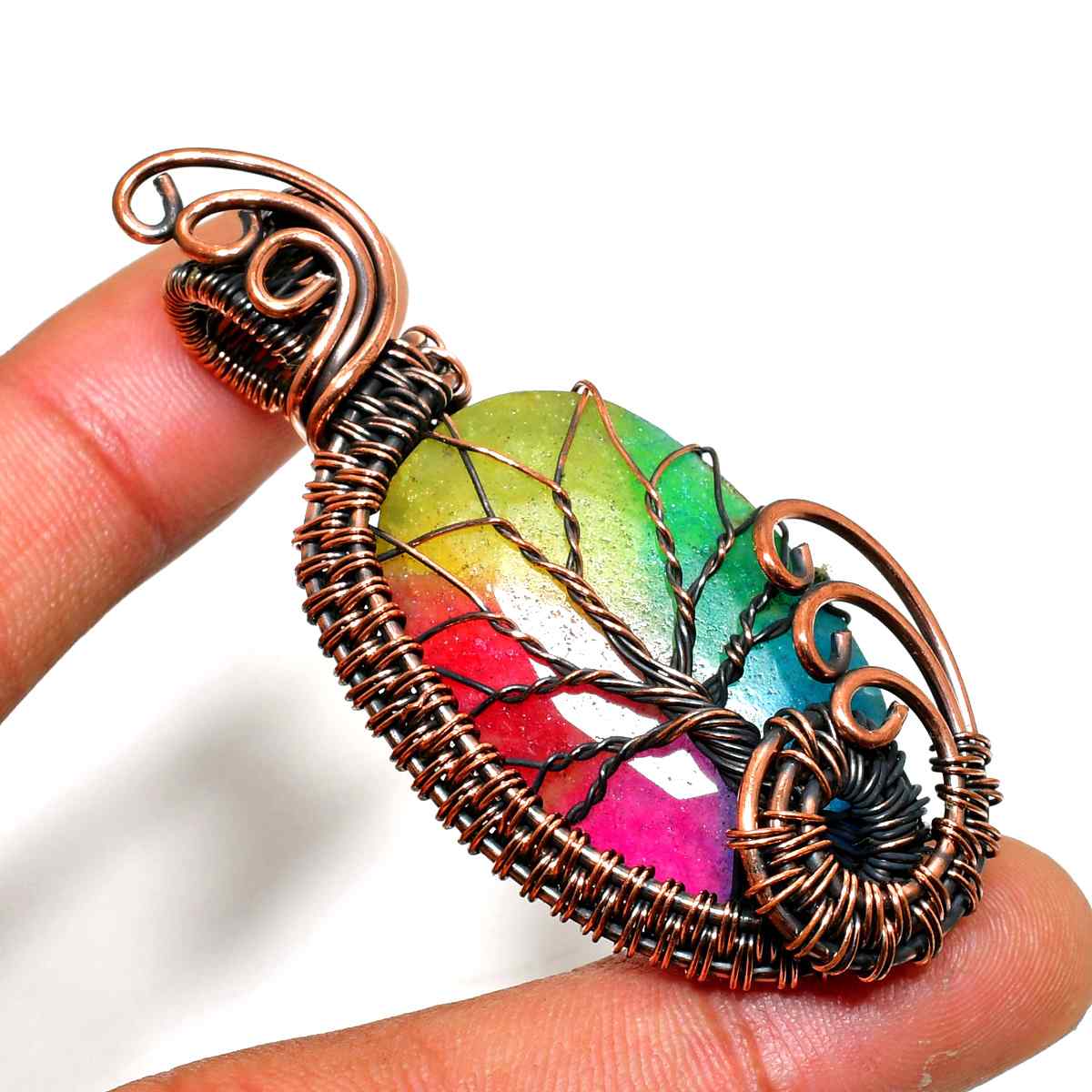 Aurora’s Embrace – Rainbow Aura Quartz Copper Pendant