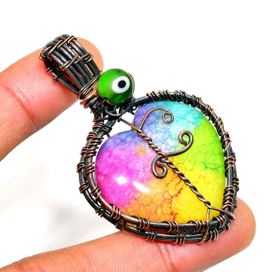 Vibrant Heart – Copper-Wrapped Agate Pendant