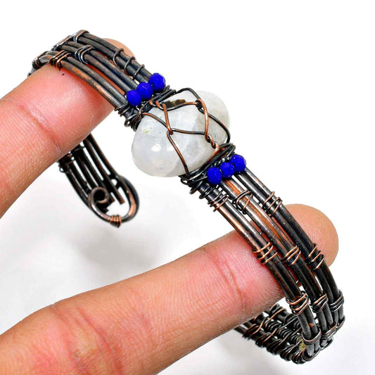 Luna’s Embrace – Moonstone Copper Wrap Bracelet