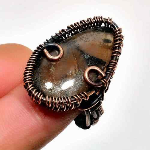 Mystic Embrace – Oxidized Copper Labradorite Ring